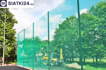 Siatki Wieliczka - Zabezpieczenie za bramkami i trybun boiska piłkarskiego dla terenów Wieliczki